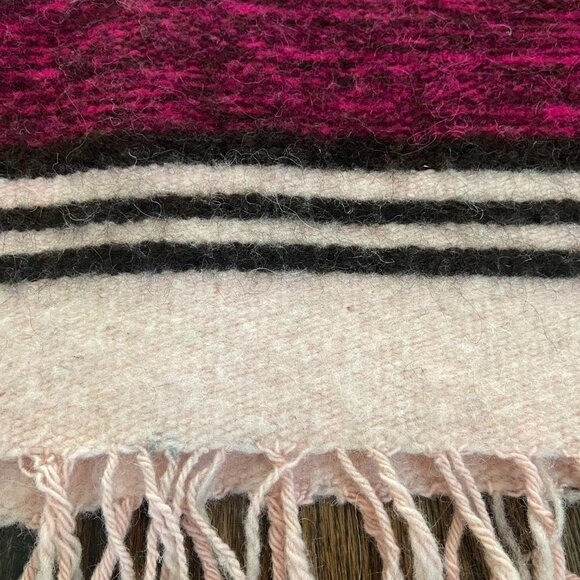 Aztec Print Pullover Poncho - Picture 9 of 9